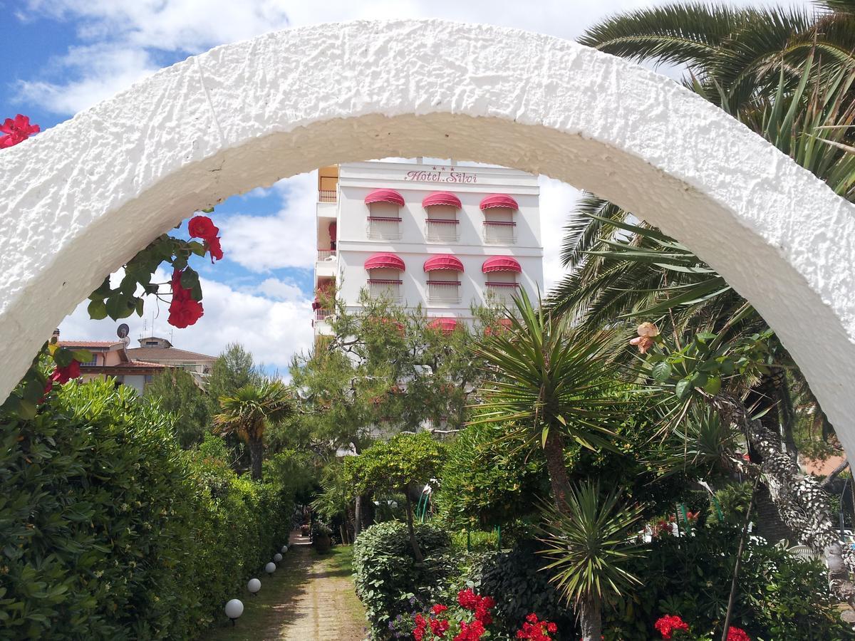 Hotel Silvi Silvi Marina Exterior photo