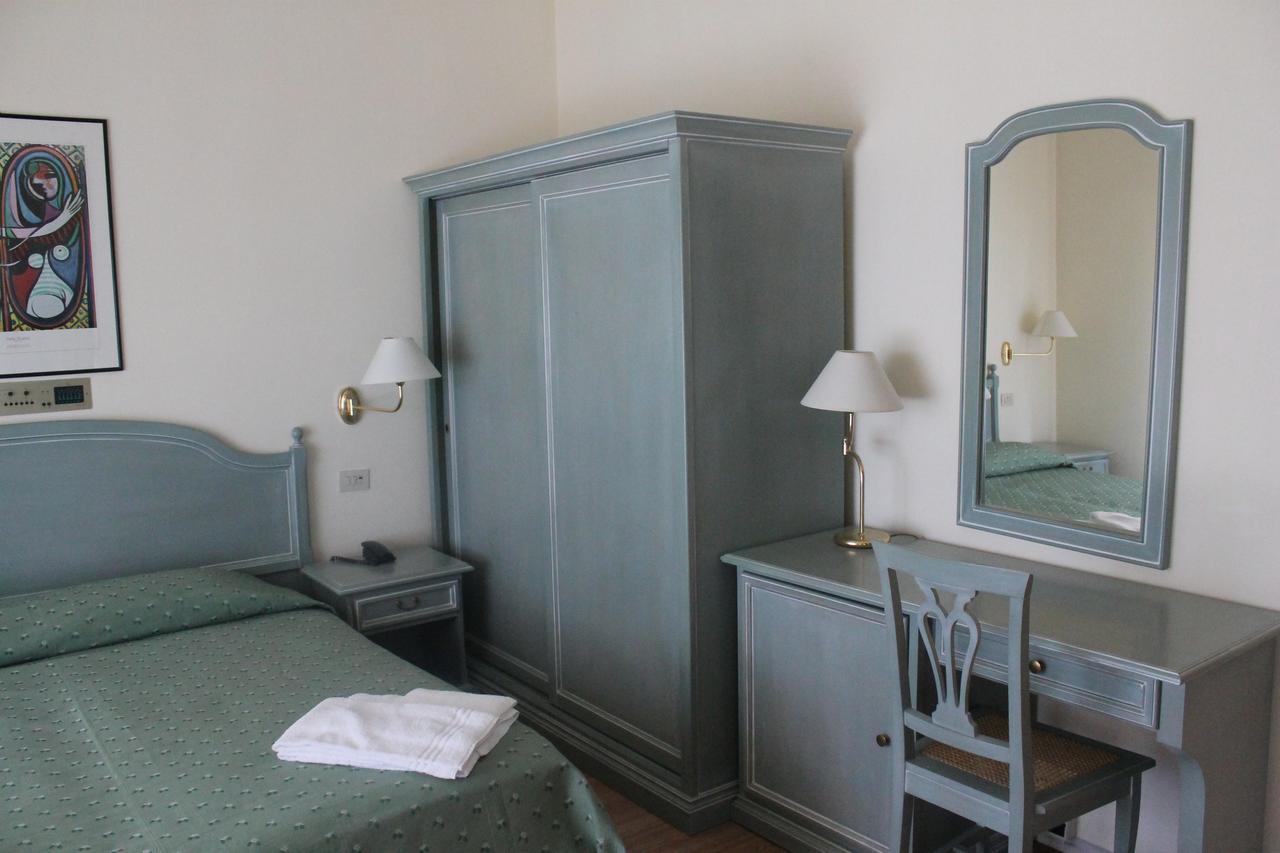 Hotel Silvi Silvi Marina Room photo